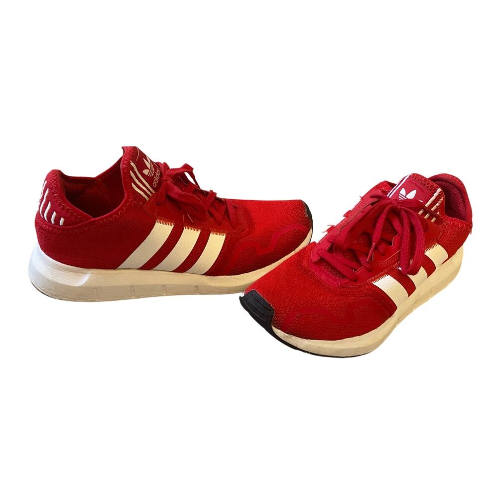 Adidas Swift Run X Red Size 9 Mens Casual shoe Running Athletic Gym - Picture 2 of 6